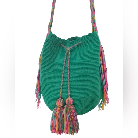 Handmade Wayuu Mochilla Green Bucket Bag - Picture 1 of 13